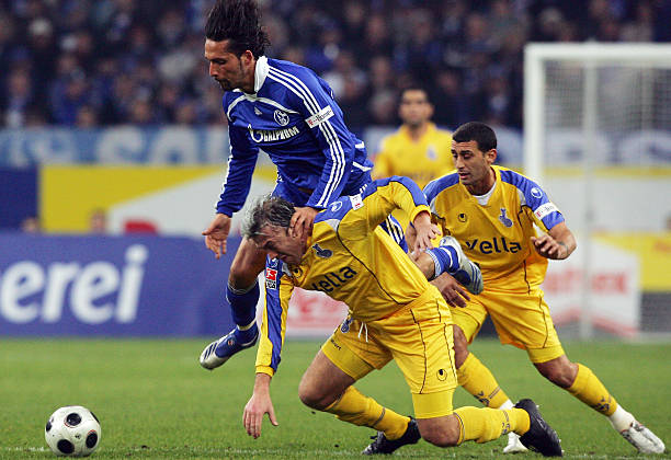 偏重于以核 偏重于以核